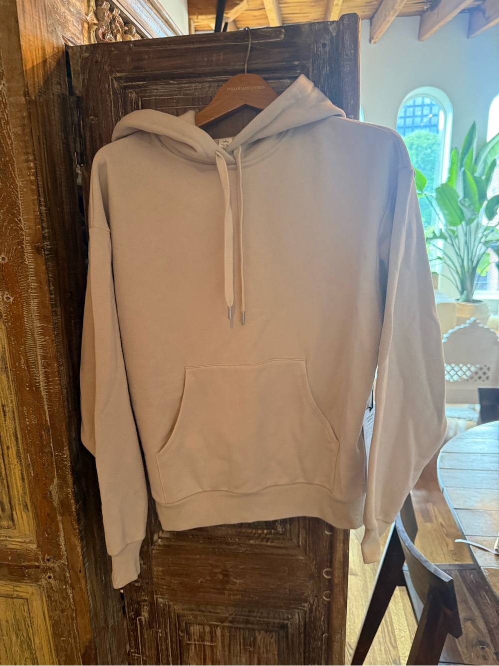 ALO Yoga Accolade Women's Bone Hoodie (NWT missing ALO symbol) - Picture 2 of 9
